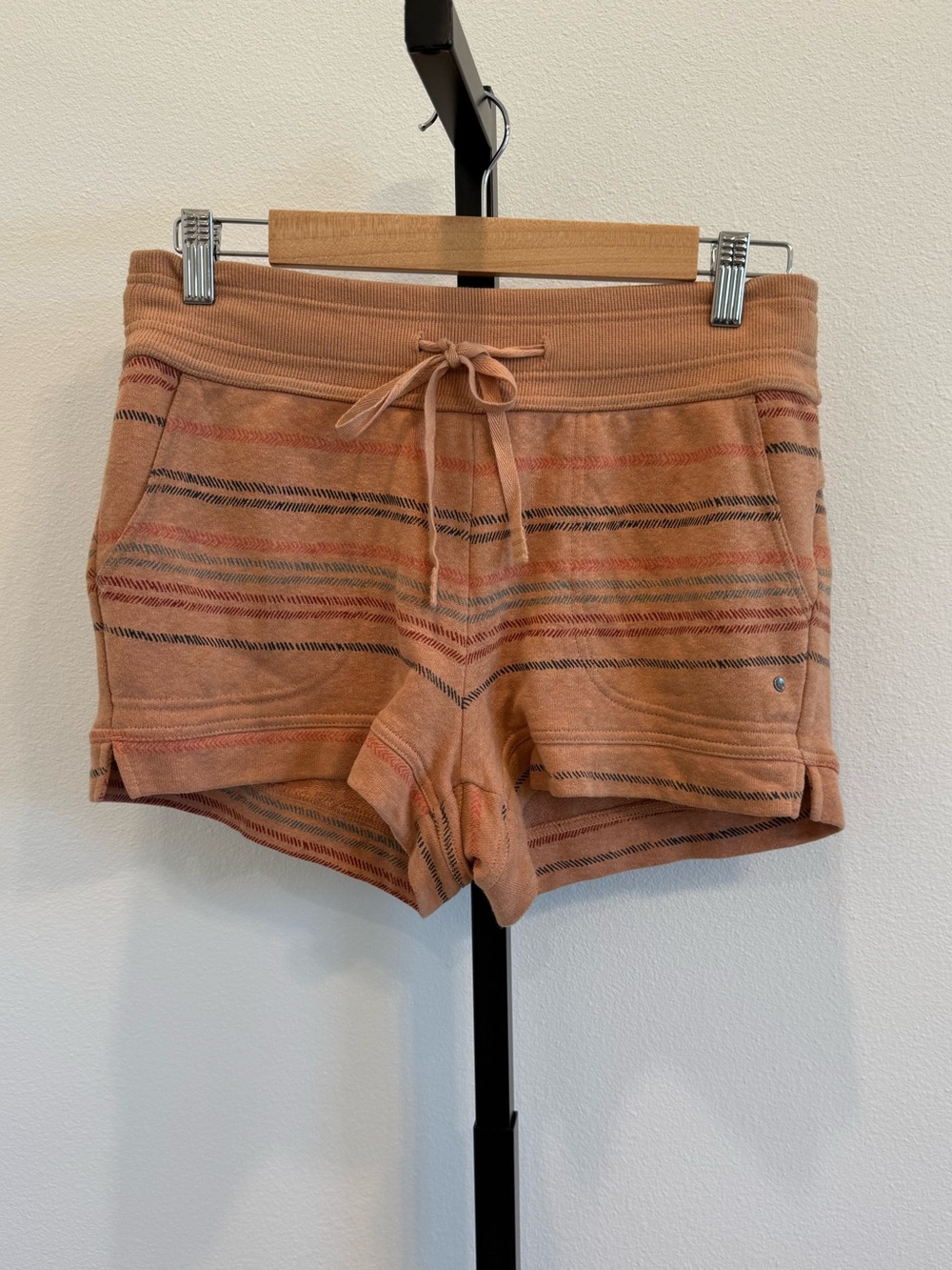 Prana Striped Pull-On Athletic Knit Shorts in Rust Small Gorpcore Athlesiure